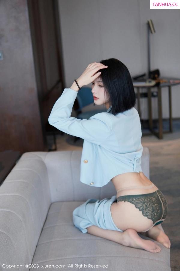   [XiuRen]高清写真图 2023.06.09 No.6885 乔一一 丝袜美腿第49张图片